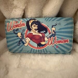 Hot Topic Wonder Woman Blue and Red Wallet